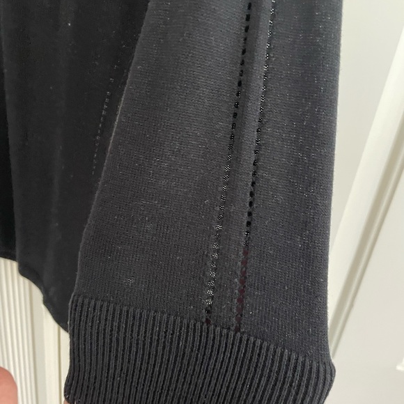 ETCETERA 3/4 Sleeve Black V-Neck Sweater w/ Back Keyhole and Open Stitching EUC - Picture 4 of 6